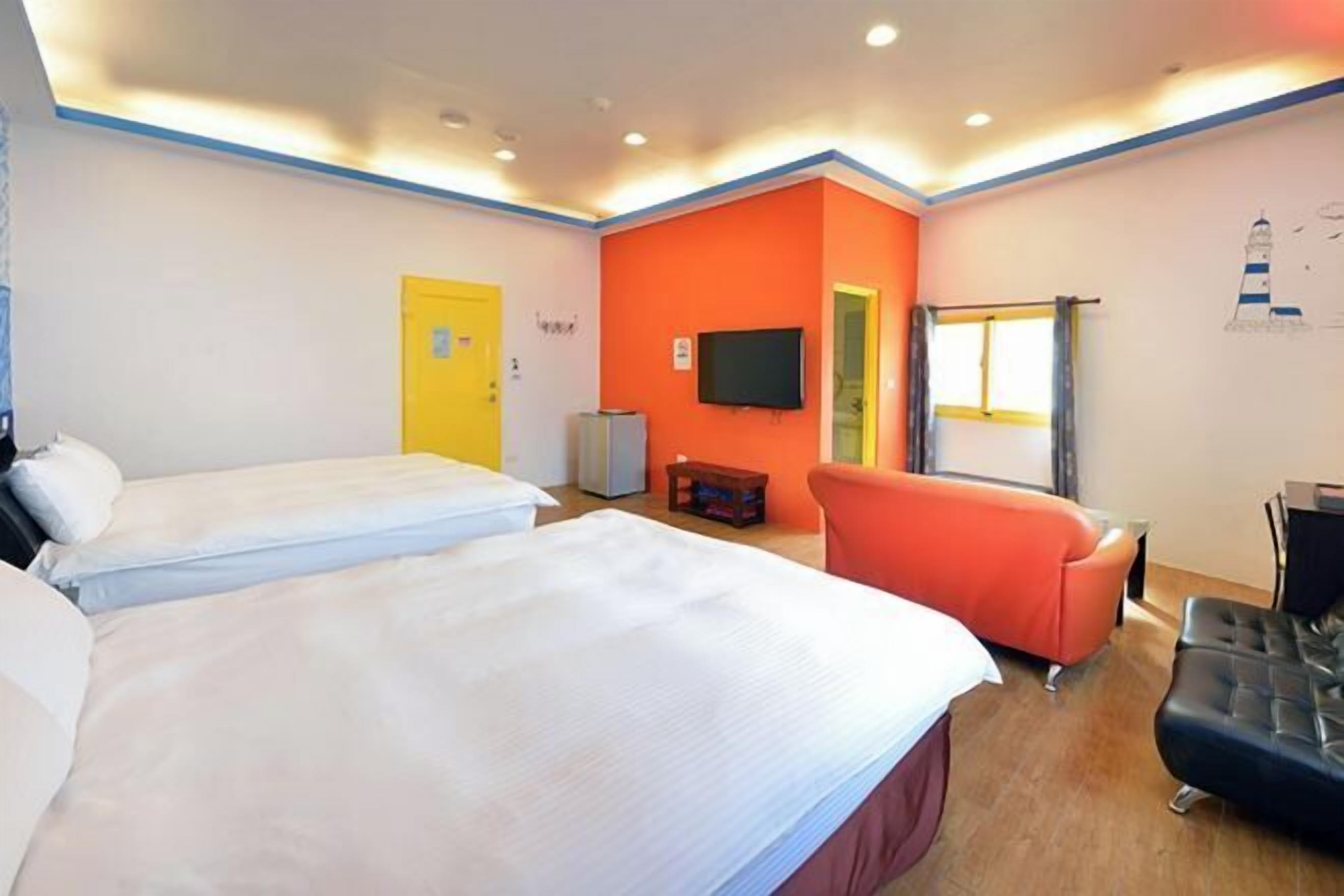 獨特設計、書桌、免費 Wi-Fi