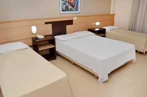 Minibar, caja de seguridad en la habitación y insonorización 