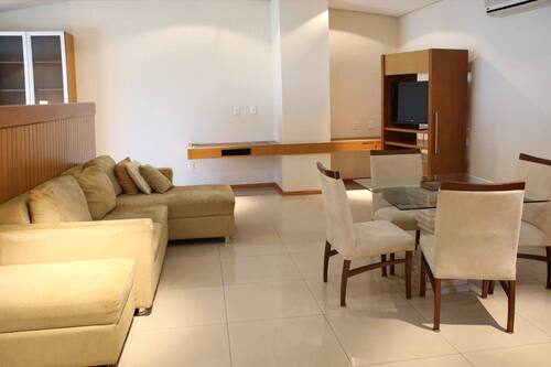 Premium Suite, Hot Tub | Living area