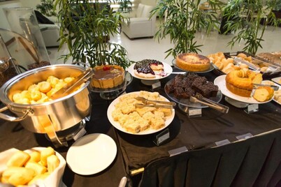 Le Village Flats e Hotel