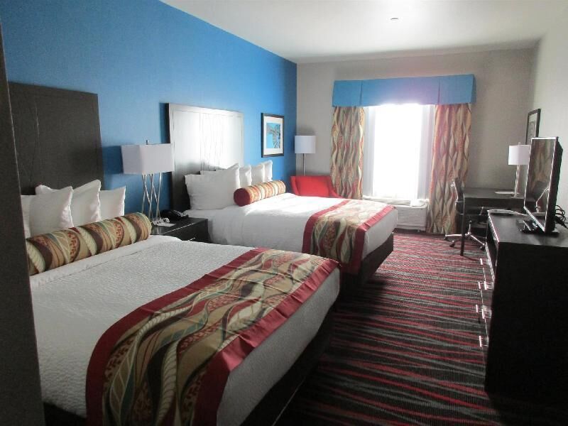 1 bedroom, premium bedding, pillow-top beds, in-room safe
