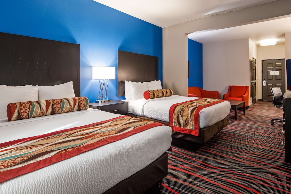 1 bedroom, premium bedding, pillow-top beds, in-room safe