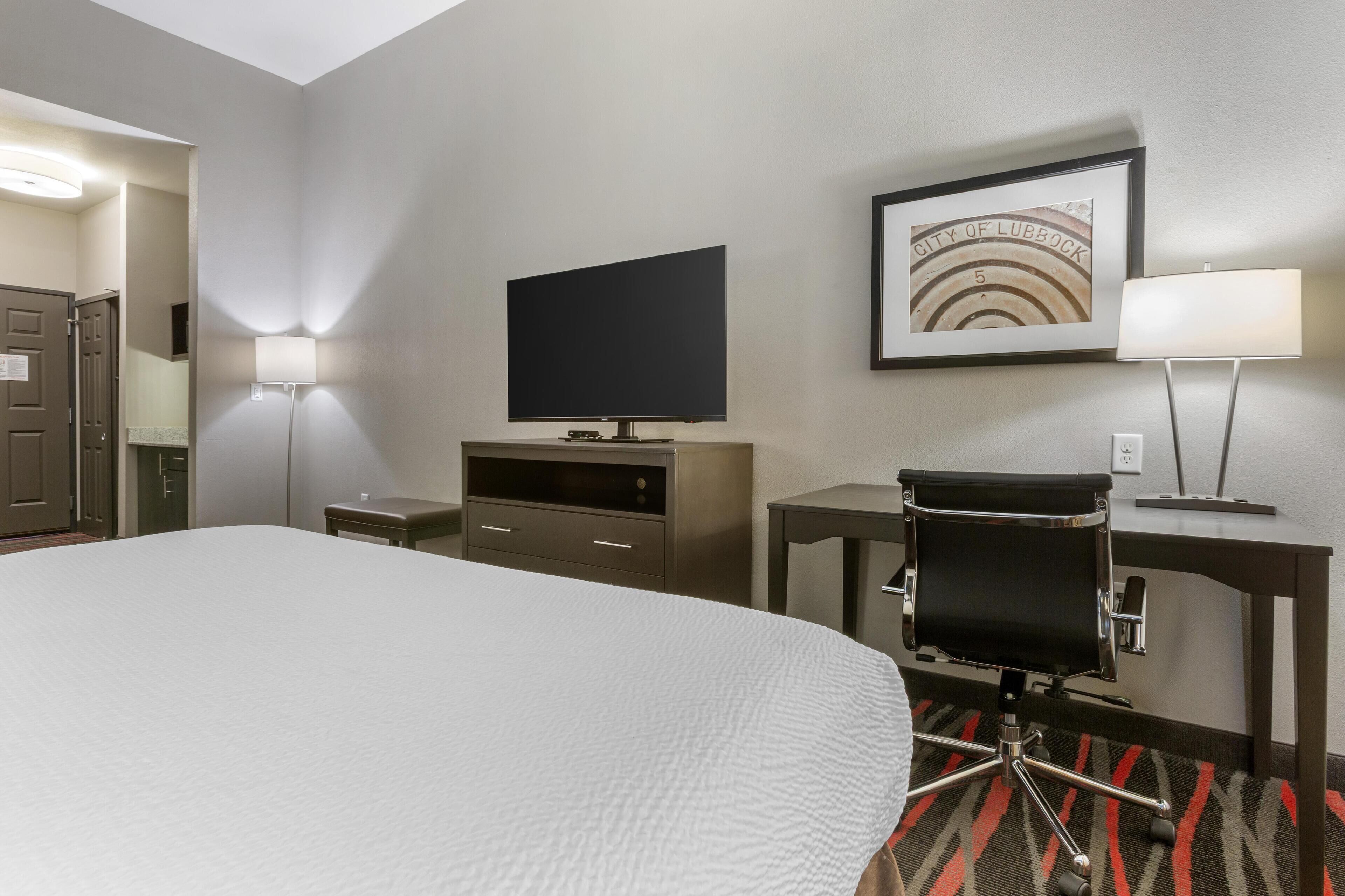 Suite, 1 King Bed, Non Smoking, Jetted Tub | 1 bedroom, premium bedding, pillowtop beds, in-room safe