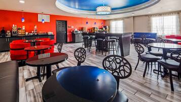 Free daily full breakfast