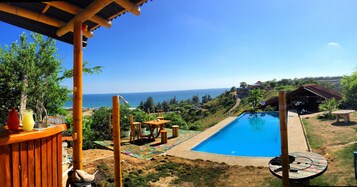 2 piscinas al aire libre