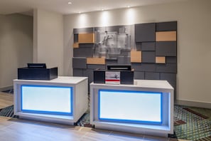 Unclassified image, 3 of 56, button - Holiday Inn Express Troy by IHG (Troy)