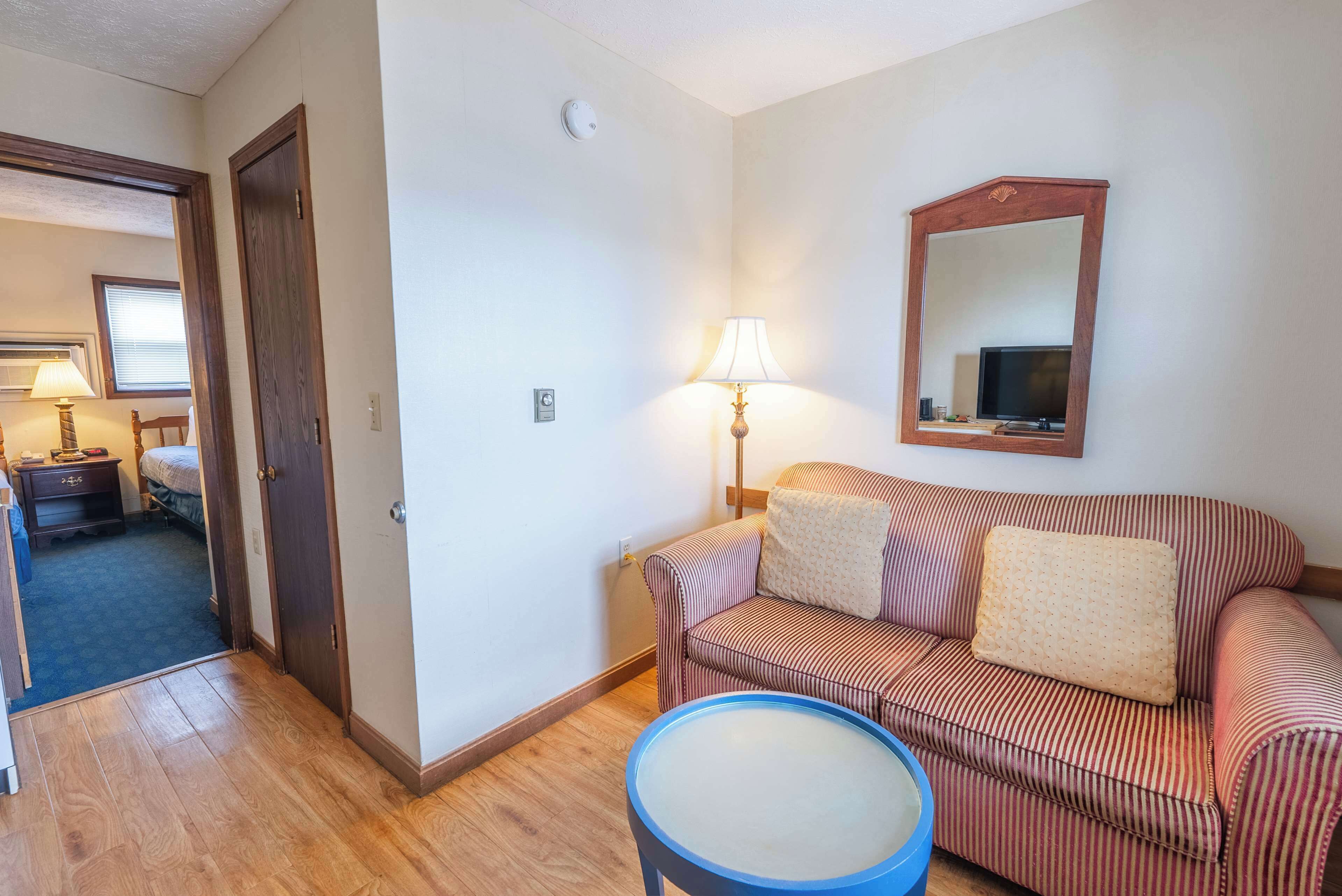 standard room, 2 double beds, beachside (beachside two doubles with sofabed) | in-room safe, individually decorated, individually furnished, wifi