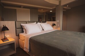 Luxury Double or Twin Room, Accessible | Room amenity - Hotel Renar (Fraiburgo)