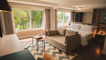 Suíte estúdio superior | 1 quarto, frigobar, cofres nos quartos, escrivaninha