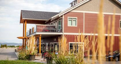 Hillcrest Farm Market B&B