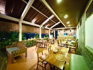Nhà hàng