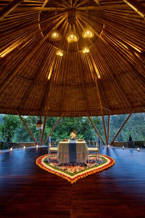 Se sirven desayunos, almuerzos, cenas y cocina internacional