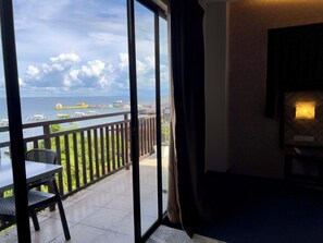 Balcony view - Aozora Seaside Mactan (Lapu-Lapu)