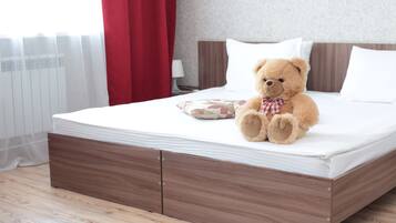 In-room safe, desk, iron/ironing board, free WiFi