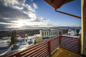 Suite, 1 Bedroom, Kitchenette | Balcony