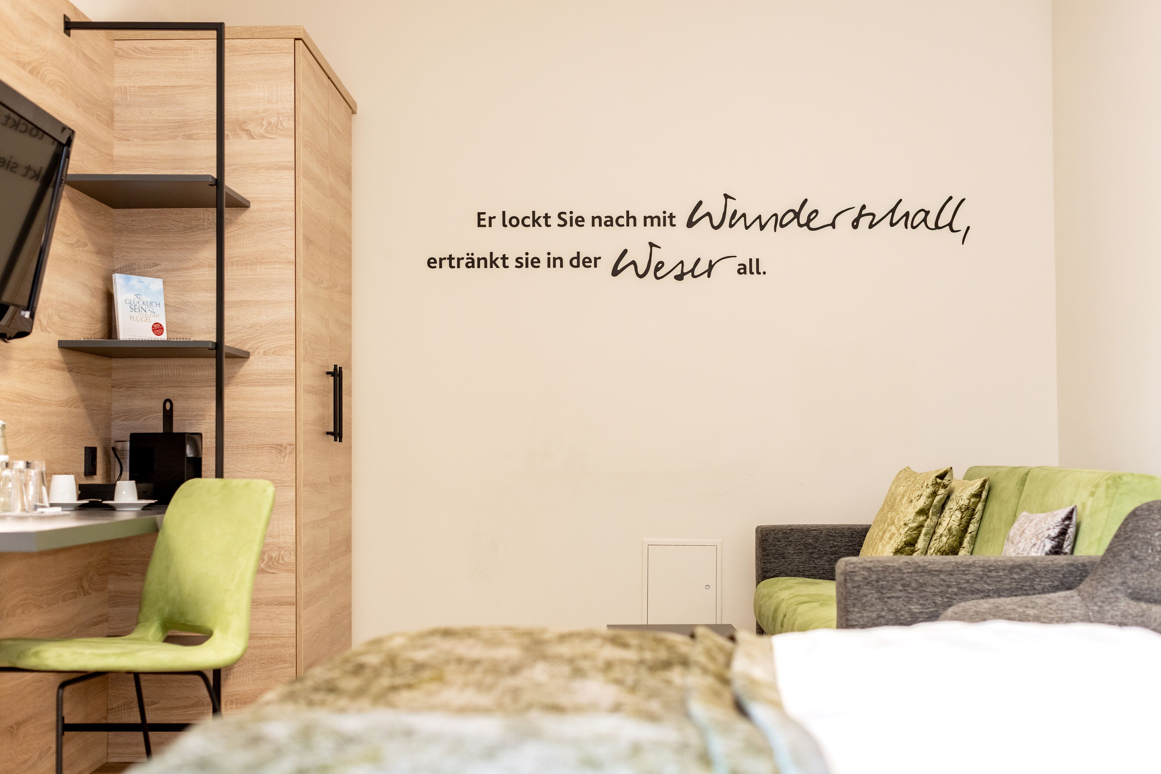 superior room, 1 queen bed | 2 bedrooms, hypo-allergenic bedding, in-room safe, desk