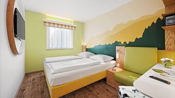 Premium bedding, in-room safe, desk, laptop workspace