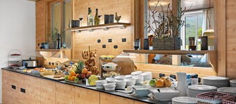 Hey Lou Hotel Piding