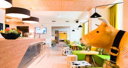 Hey Lou Hotel Piding