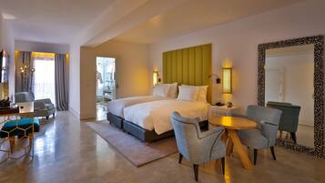 Deluxe Room | Premium bedding, pillow-top beds, minibar, in-room safe