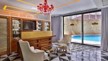 Sauna, steam room, hot springs, Turkish bath, body treatments