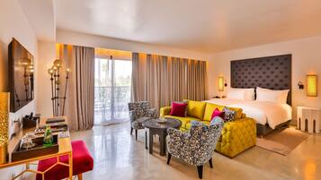 Suite Deluxe | Ropa de cama de alta calidad, camas con pillow-top y minibar