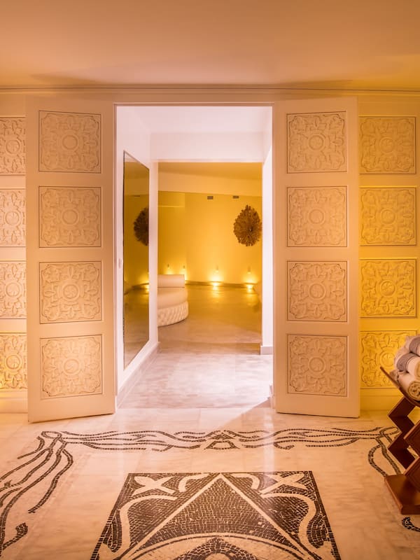 Sauna, steam room, hot springs/mineral springs, Turkish bath/hammam