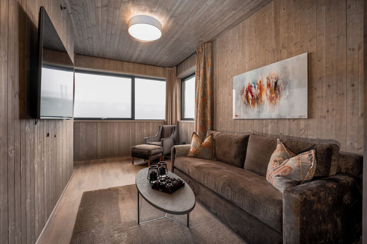 Deluxe Suite - Reinsfjell | Living area