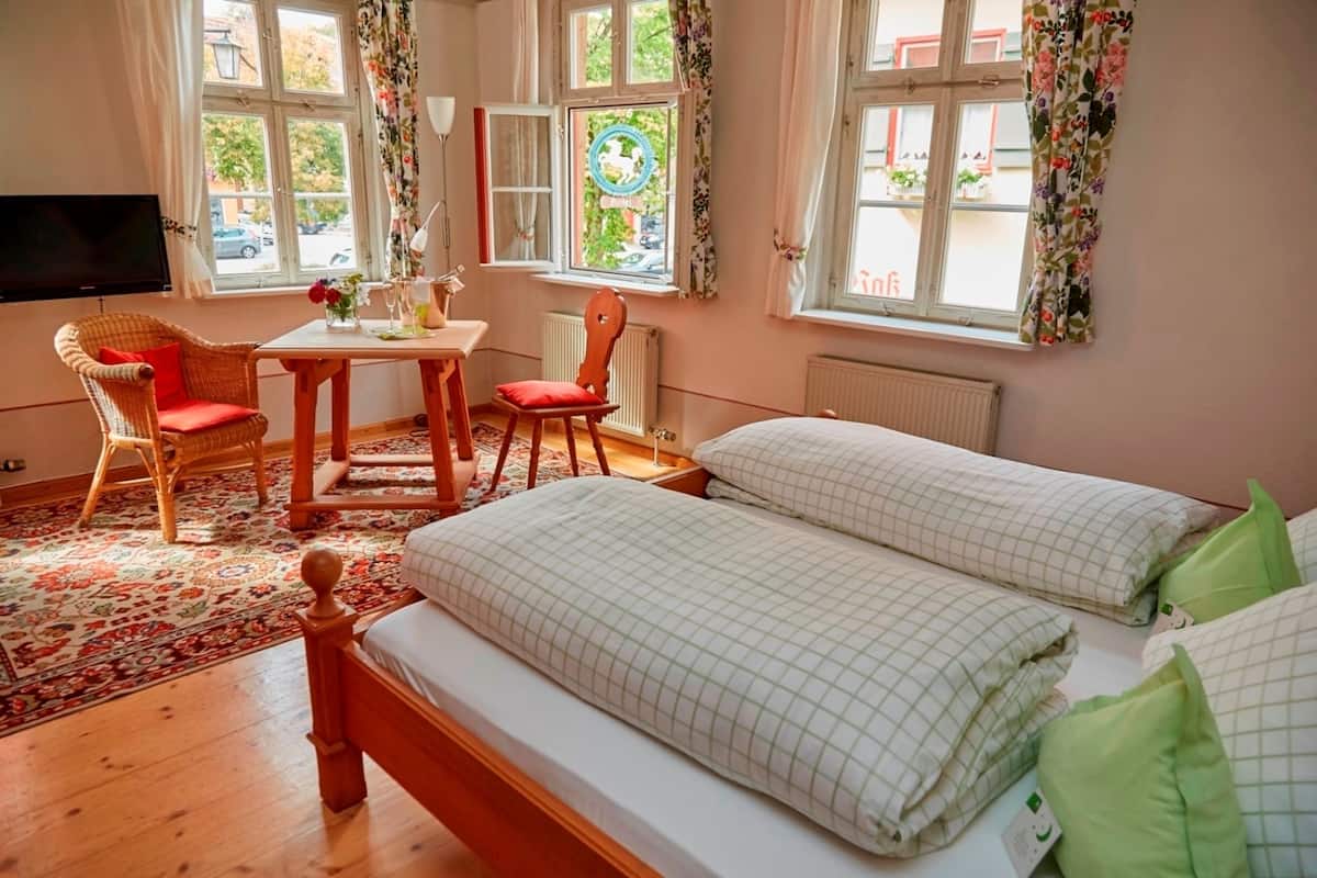 double room | premium bedding, minibar, desk, free cots/infant beds