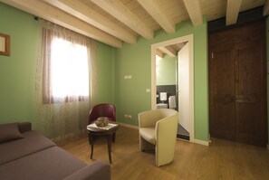 Suite – junior (Germano) | Oppholdsområde | LCD-TV