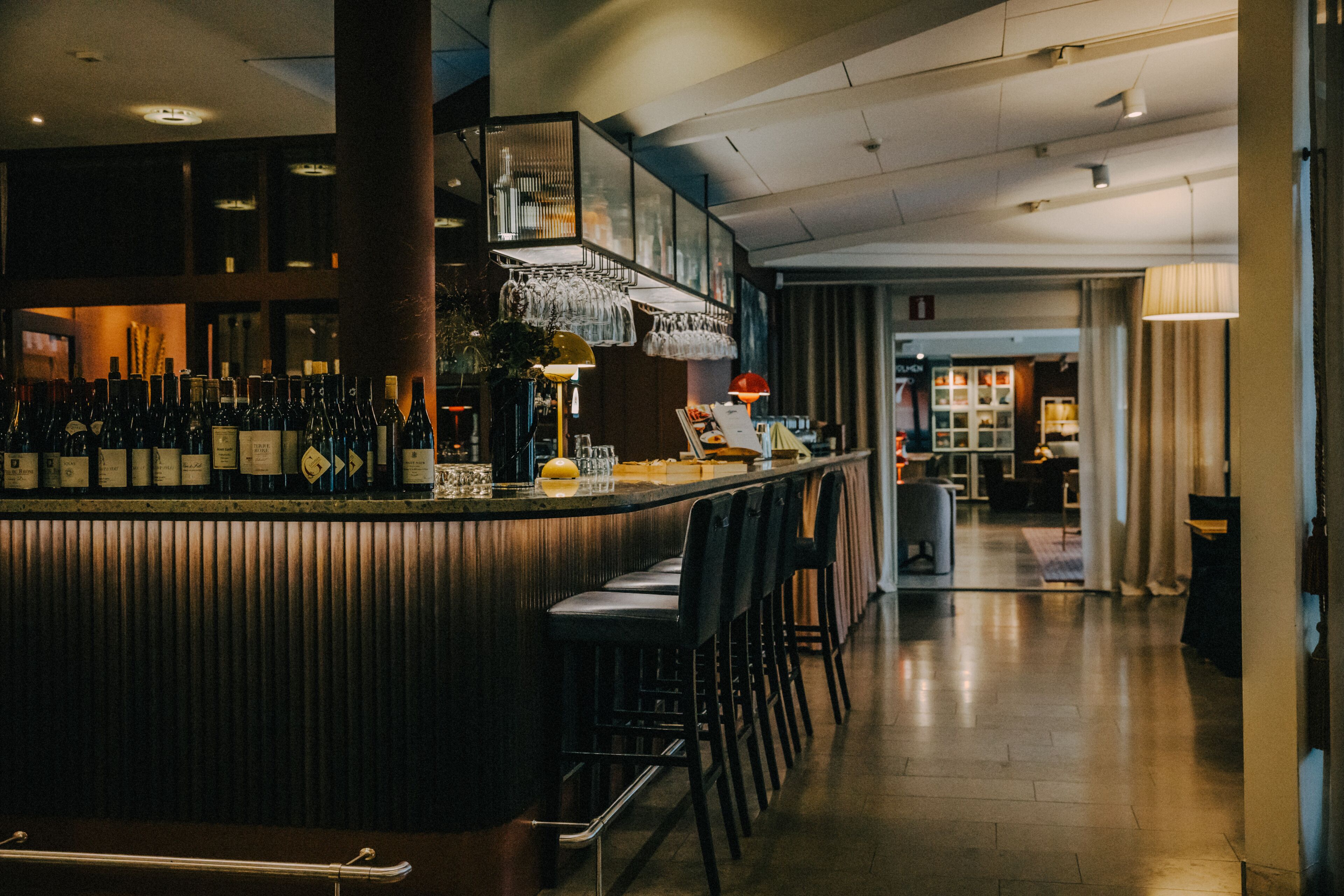 Lunch and dinner served, local and international cuisine