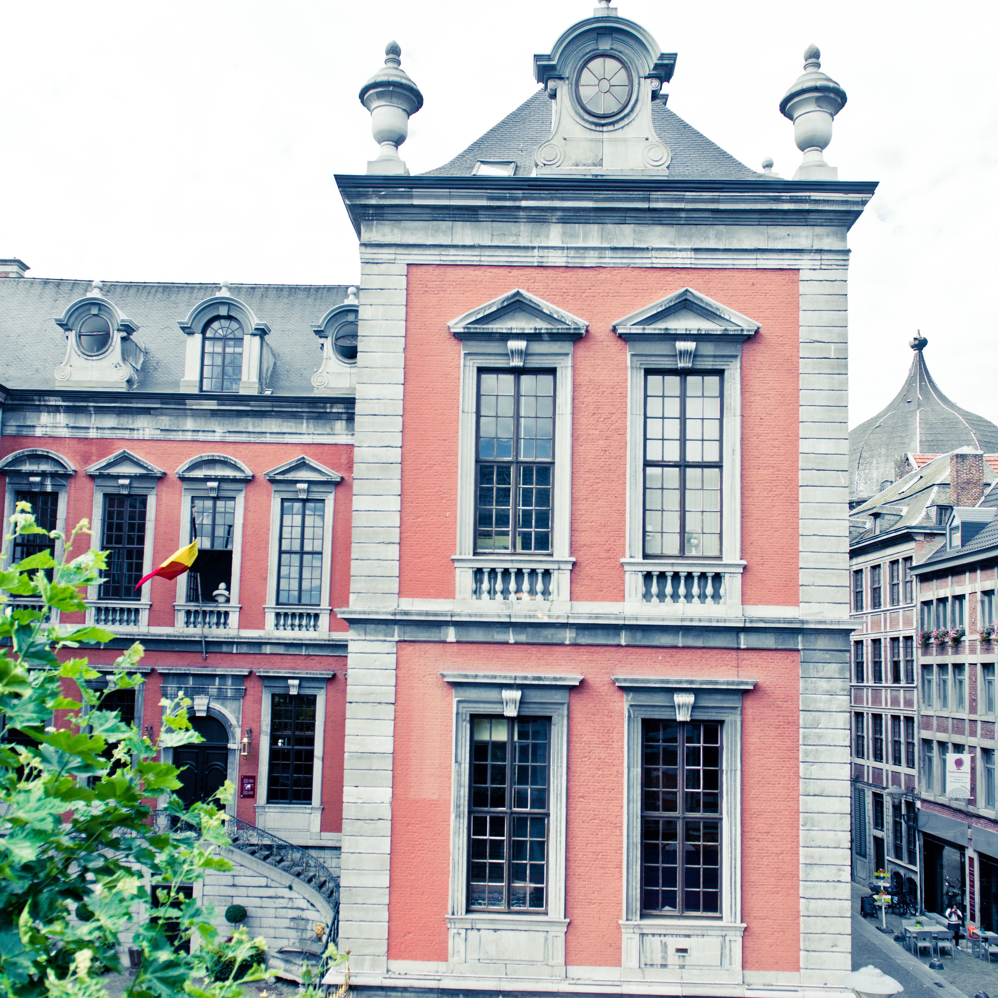 Klassiek appartement, 1 slaapkamer, keuken, uitzicht op de stad | Luxe beddengoed, geluiddichte muren, een strijkplank/strijkijzer