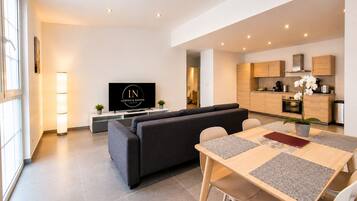 Apartamento, 2 habitaciones | Ropa de cama de alta calidad y sistema de insonorización