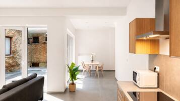 Apartamento, 1 habitación, terraza | Ropa de cama de alta calidad y sistema de insonorización