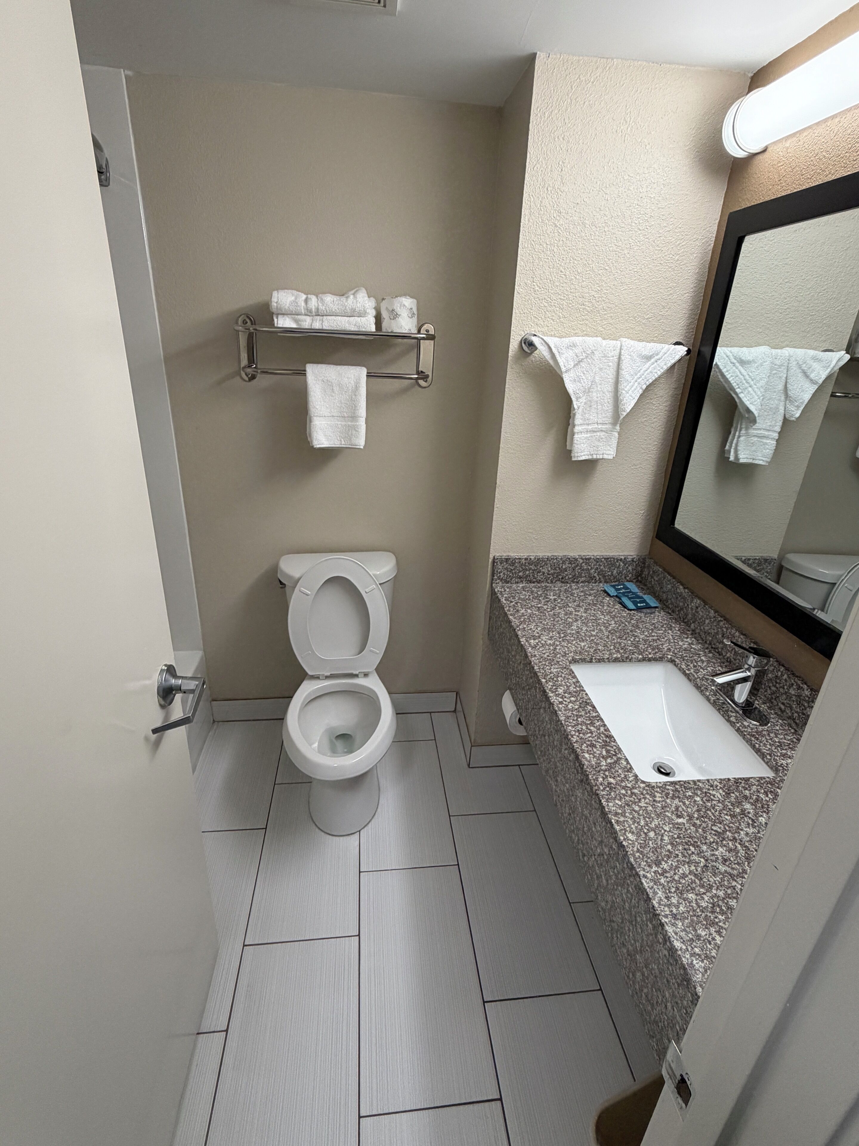 Photo - Trident Inn & Suites New Orleans