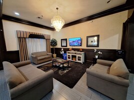 Área de estar no saguão