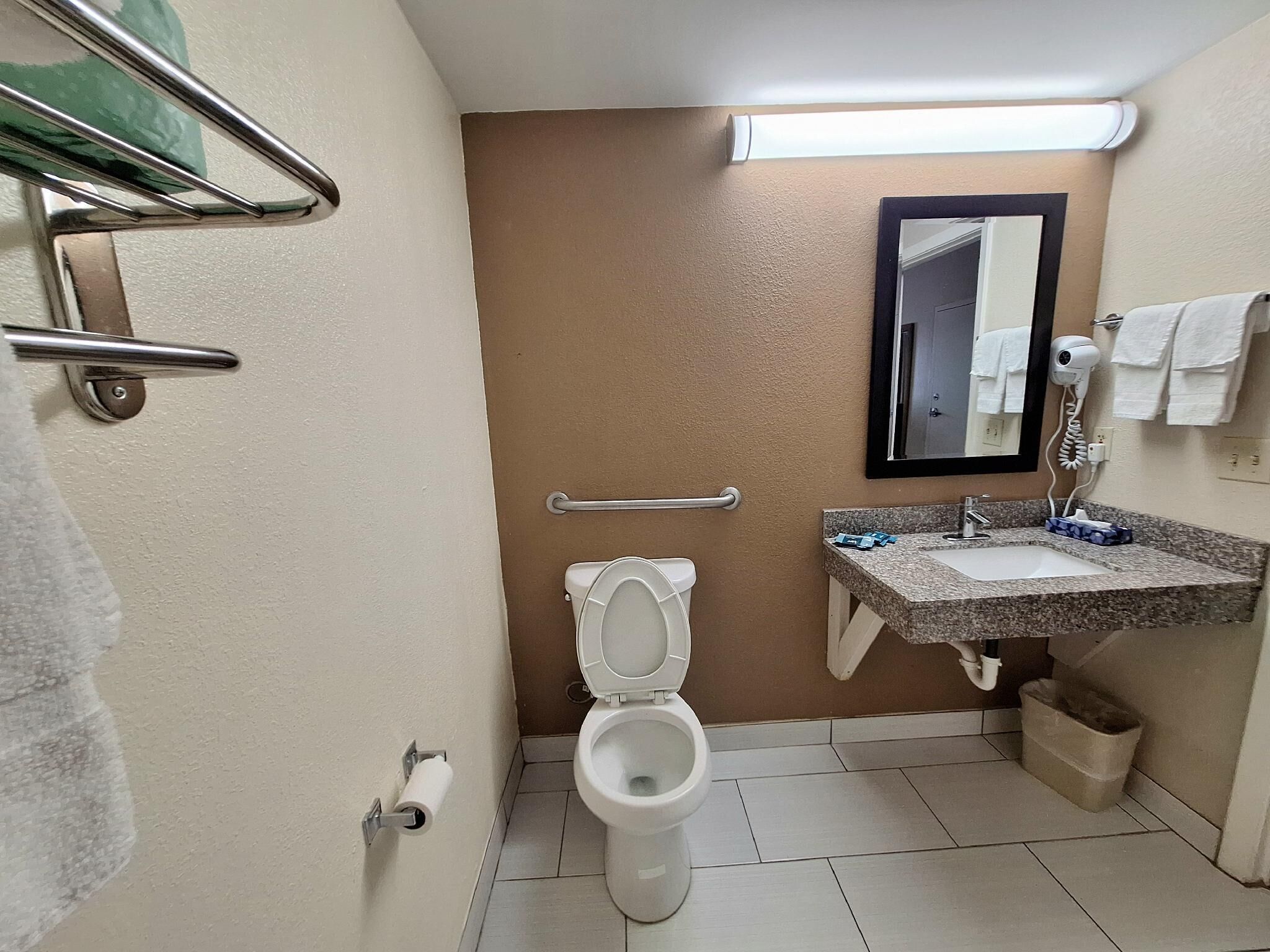 Photo - Trident Inn & Suites New Orleans