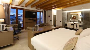 1 habitación, ropa de cama de alta calidad y minibar