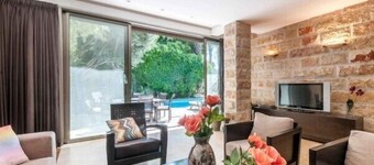 Villa - Herzliya Pituah