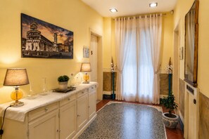 Flat-screen TV - Villa Catelli B&B (Lucca)
