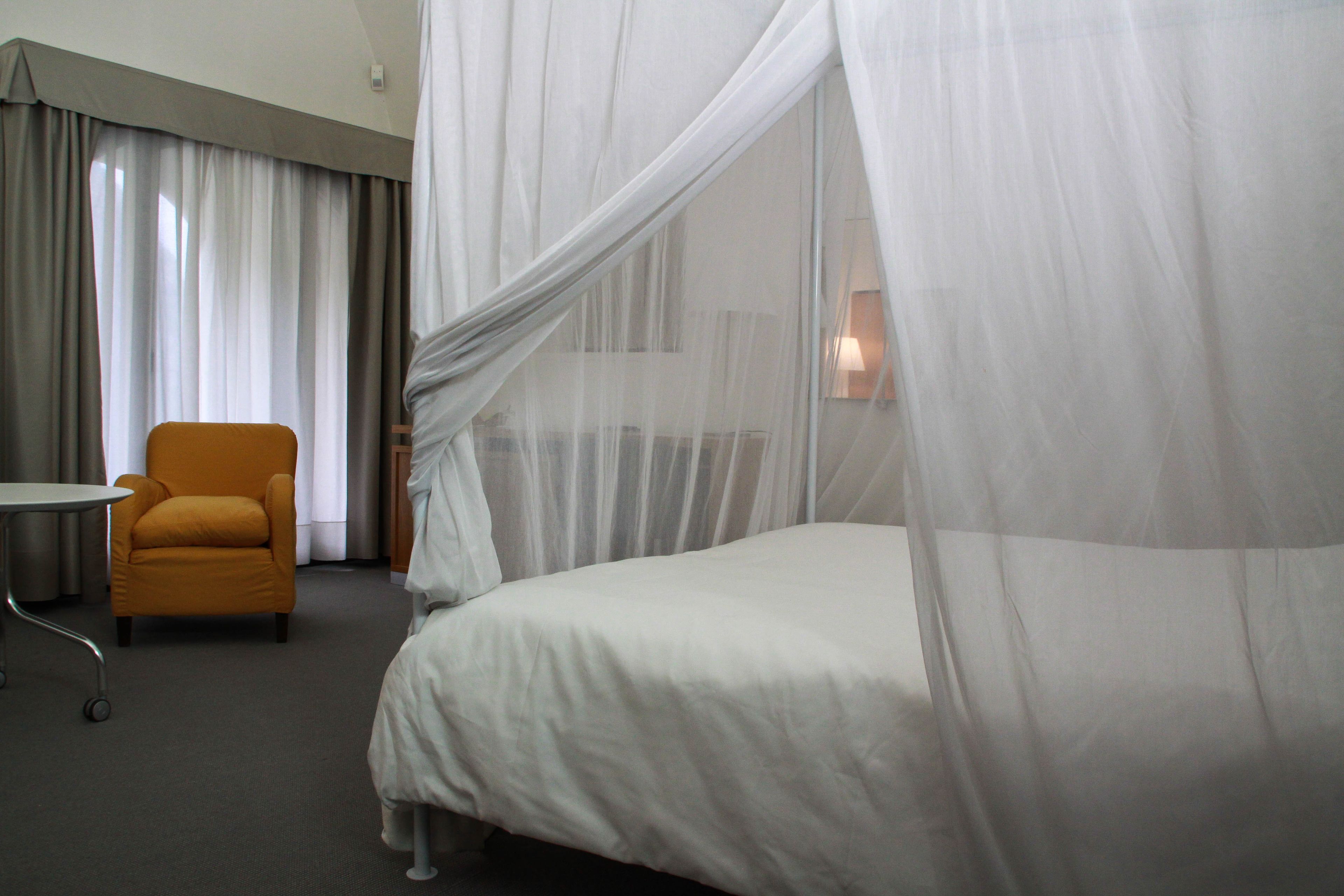 suite | 1 bedroom, minibar, individually decorated, individually furnished