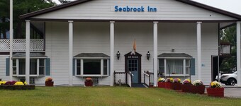 Seabrook Inn