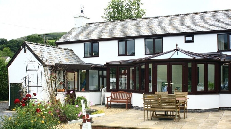 The Old School House
