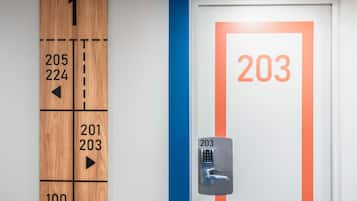 Escrivaninha, berços (sobretaxa), Wi-Fi de cortesia