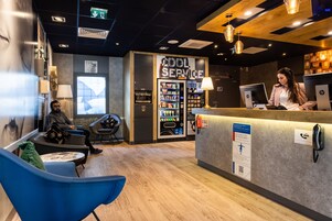 Sala de estar en el lobby