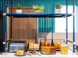 Daily buffet breakfast (EUR 9.9 per person)