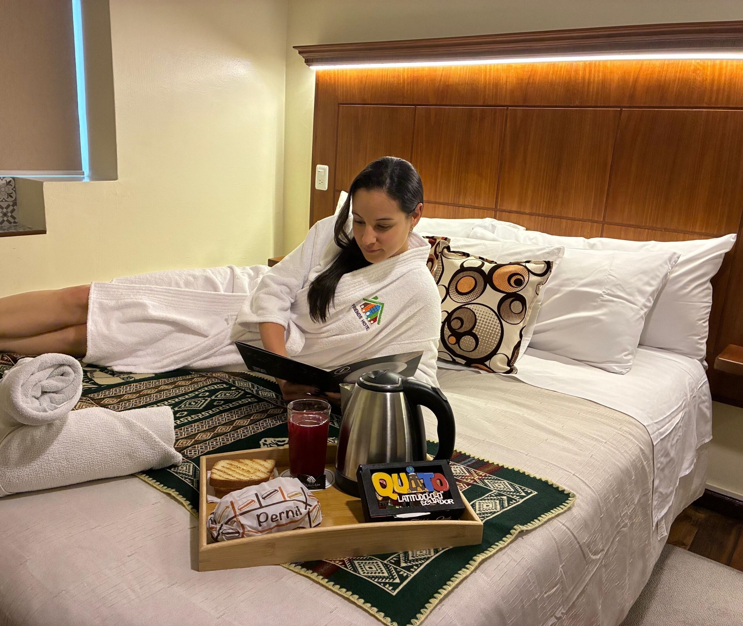 Habitación superior con 2 camas individuales | Ropa de cama de alta calidad y edredones de plumas