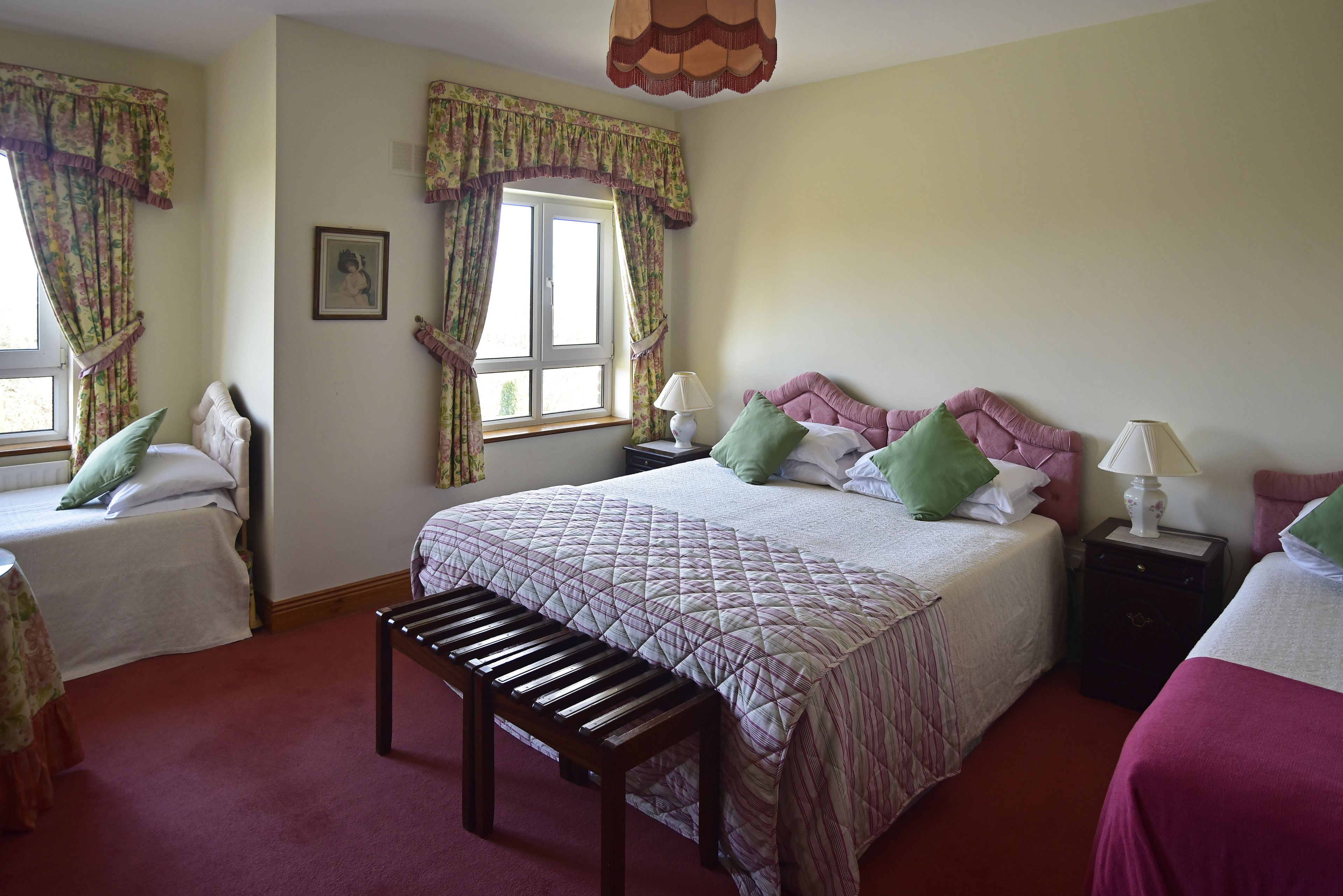 Familien-Vierbettzimmer