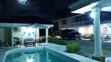 Piscina all'aperto