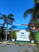 Fachada da propriedade